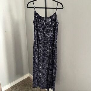 Brandy Melville Colleen Floral Slip Dress Navy Blue W/ Ivory White Floral Small